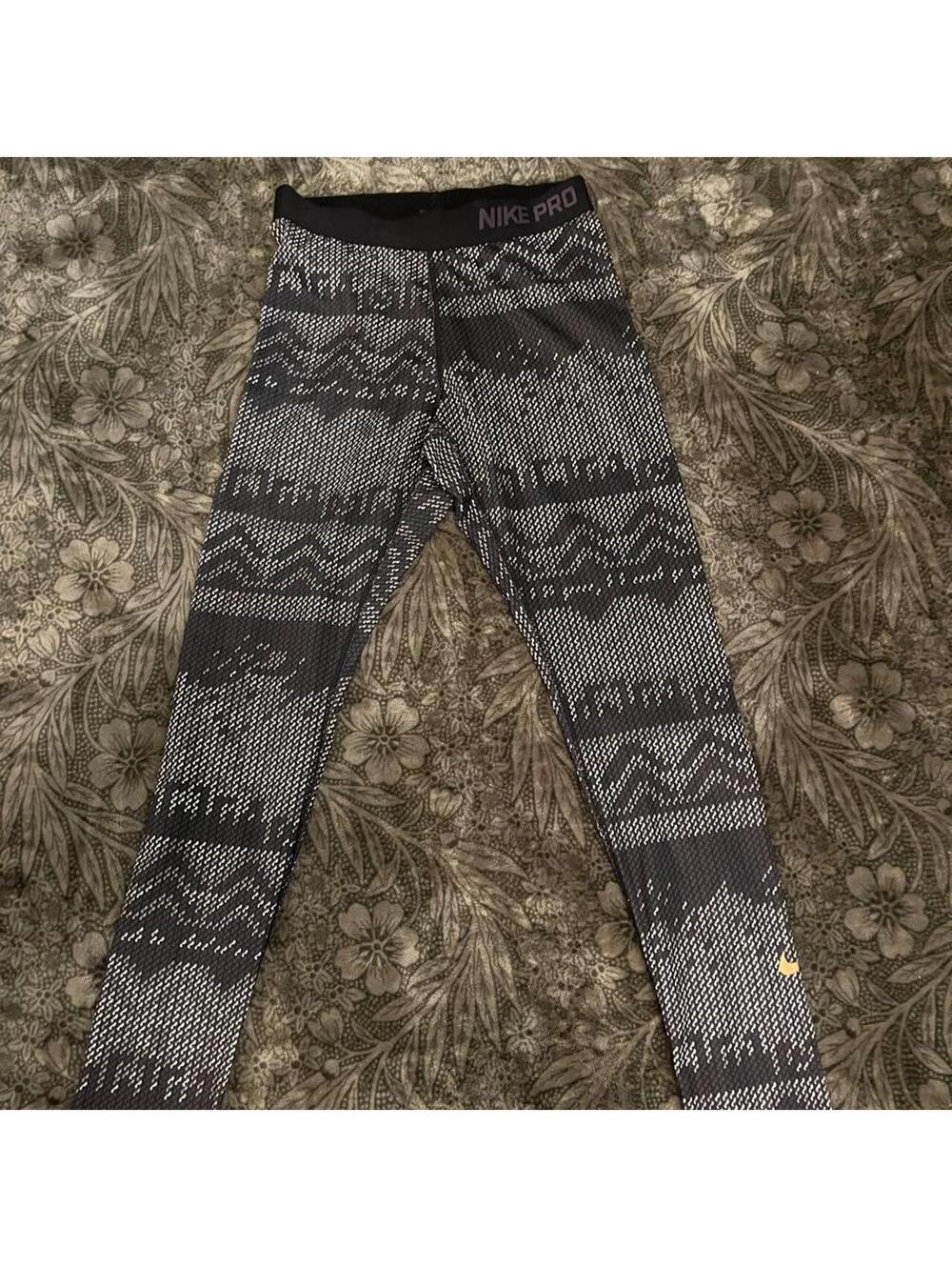 Nike Women's Legging
